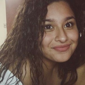 Meet your Posher, Itzel